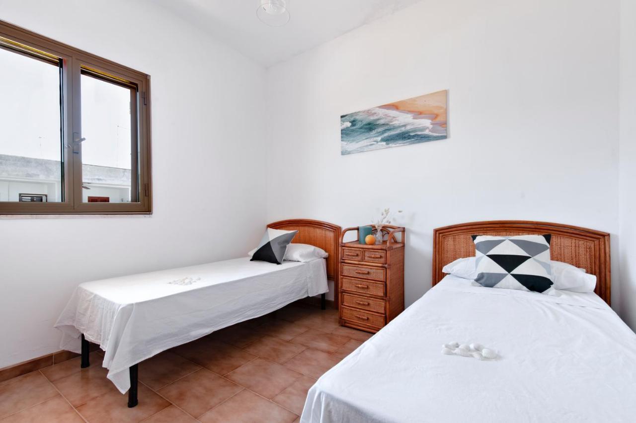 Brodolini Apartments Torre dell'Orso Esterno foto